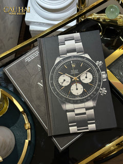 Maison Couture - Sách Fashion Runway A Man And His Watch 28x18x3 176 pages-CẬU HAI HOME DECOR