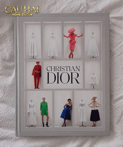 Maison Couture - Sách Fashion Runway D.O Atelier 226 pages 22.9x30.1-CẬU HAI HOME DECOR