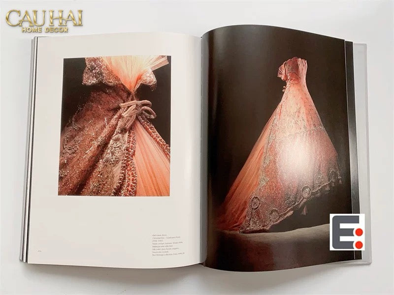 Maison Couture - Sách Fashion Runway D.O Atelier 226 pages 22.9x30.1-CẬU HAI HOME DECOR