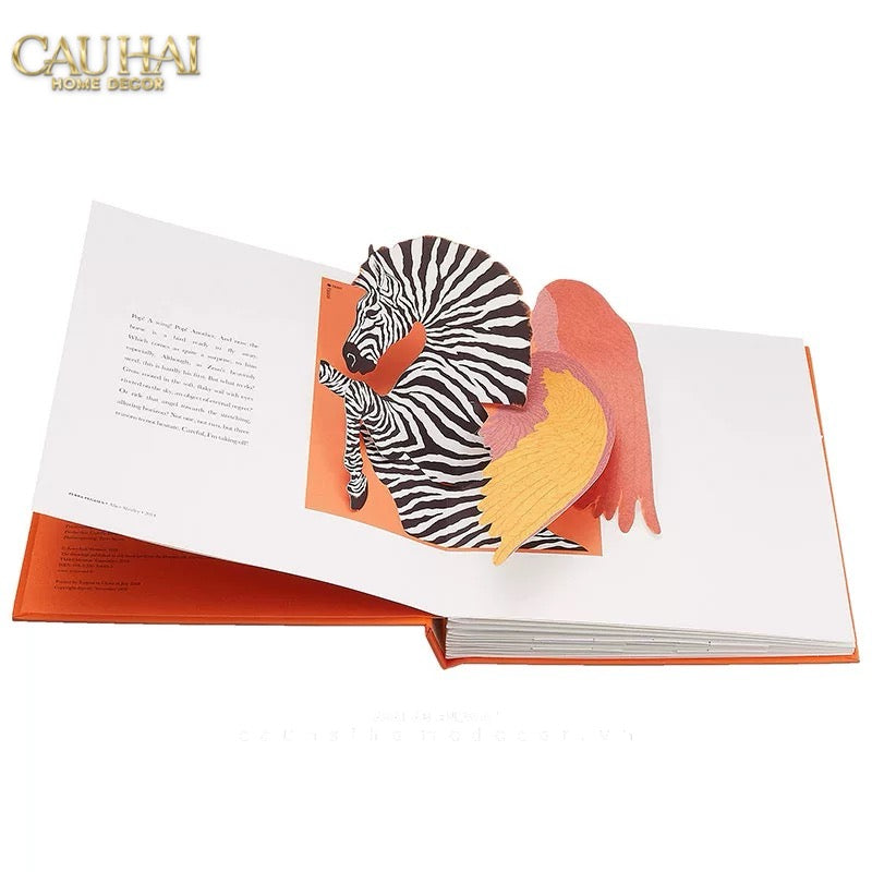 Maison Couture - Sách Fashion Runway Pop-up H Class Luxury Silk Scarf 21.6x21.6x3.2