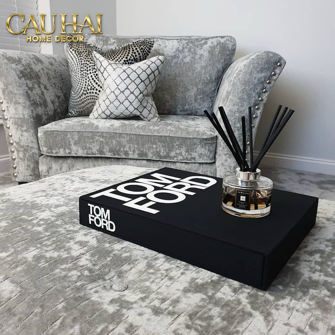 Maison Couture - Sách Fashion Runway Tom Ford 002 - Noir / Blanc / Gris-CẬU HAI HOME DECOR
