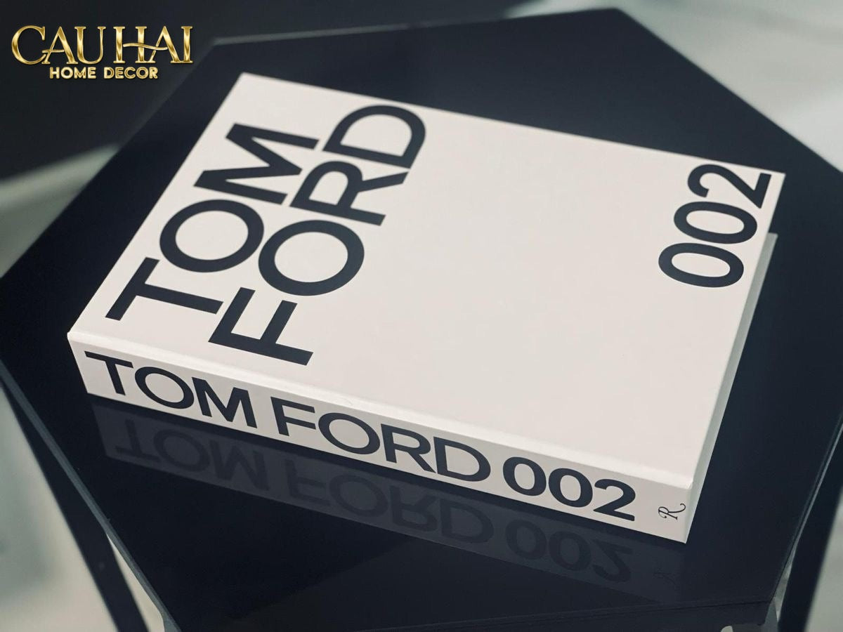 Maison Couture - Sách Fashion Runway Tom Ford 002 - Noir / Blanc / Gris-CẬU HAI HOME DECOR