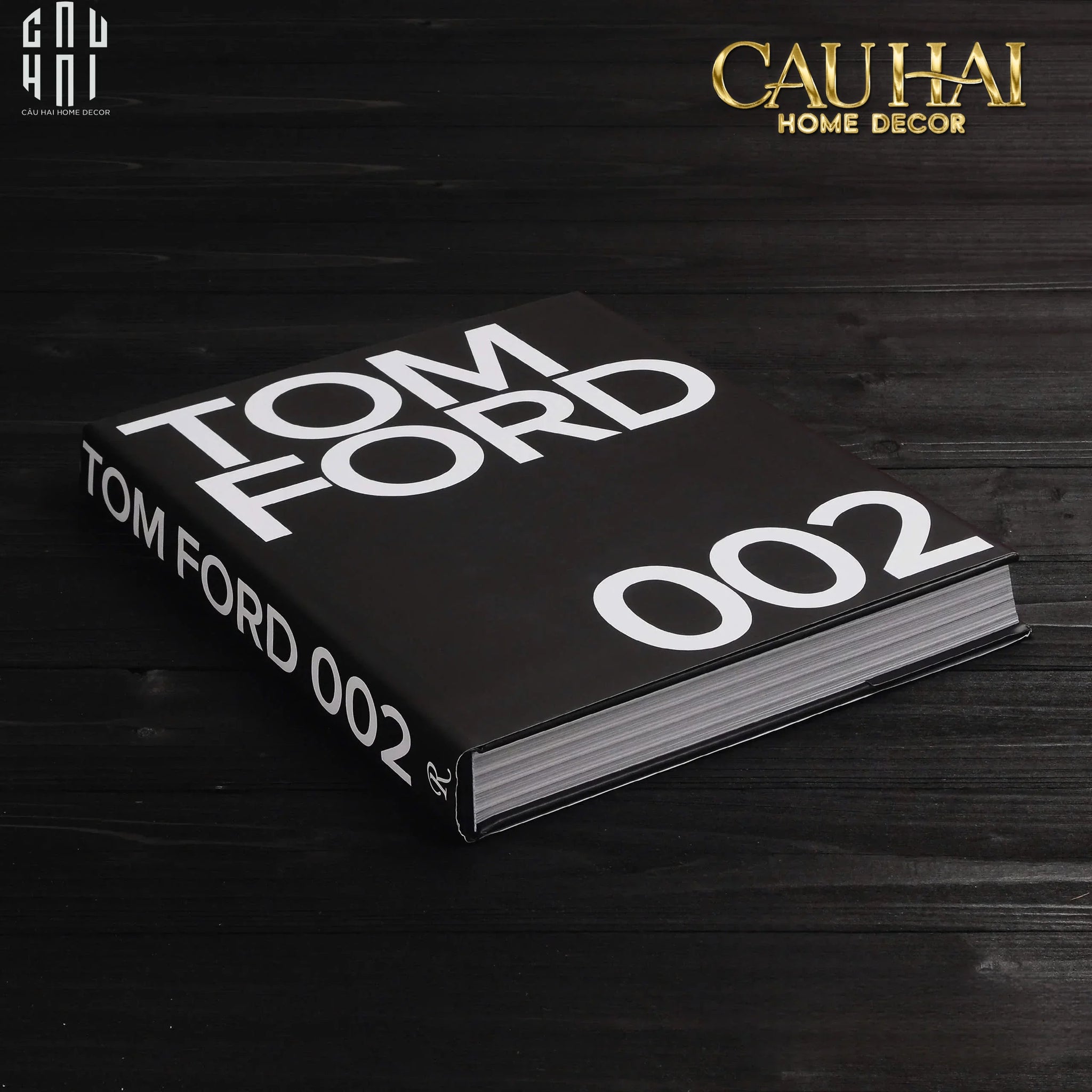 Maison Couture - Sách Fashion Runway Tom Ford 002 - Noir / Blanc / Gris-CẬU HAI HOME DECOR
