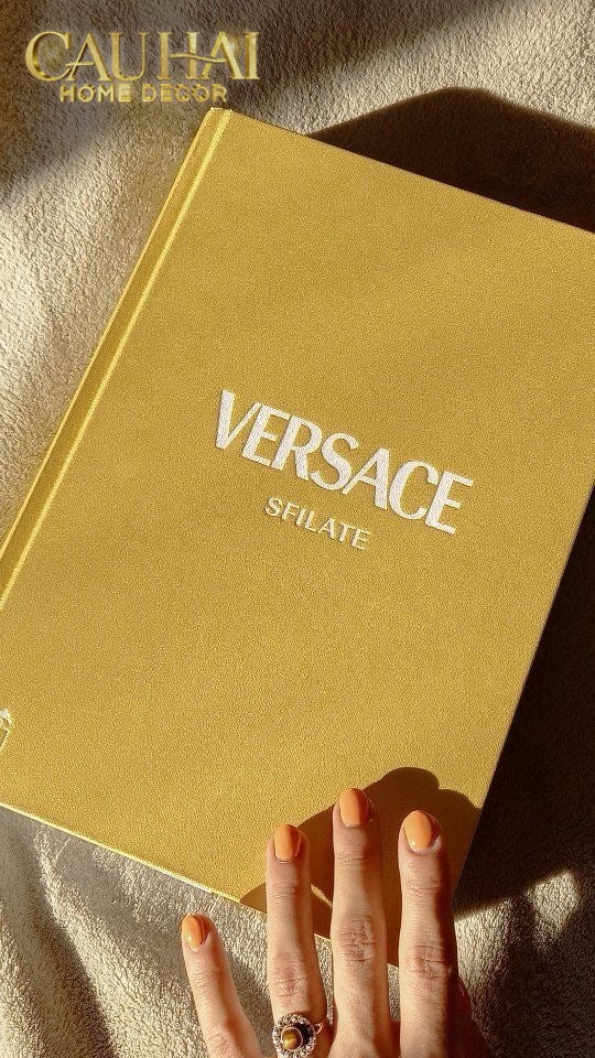 Maison Couture - Sách Fashion Versace Catwalk-Sách Couture-CẬU HAI HOME DECOR-CẬU HAI HOME DECOR