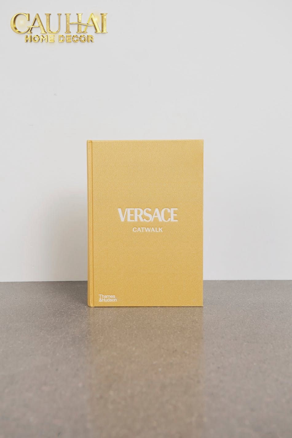 Maison Couture - Sách Fashion Versace Catwalk-Sách Couture-CẬU HAI HOME DECOR-CẬU HAI HOME DECOR