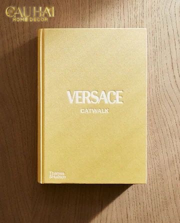 Maison Couture - Sách Fashion Versace Catwalk-Sách Couture-CẬU HAI HOME DECOR-CẬU HAI HOME DECOR