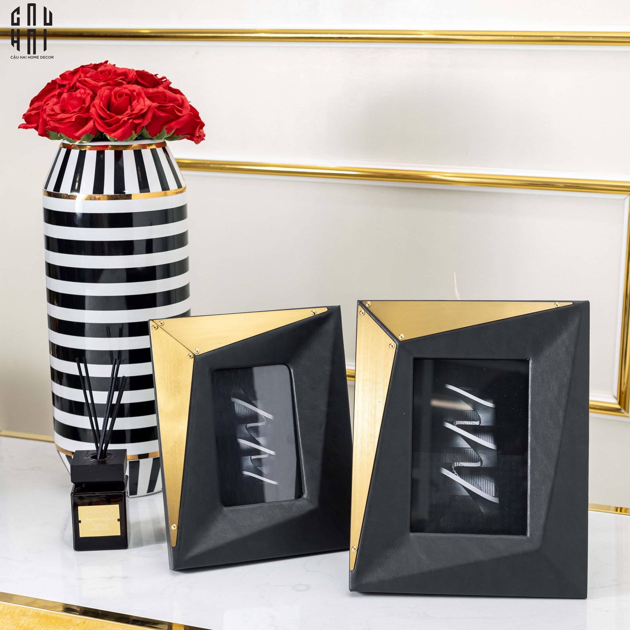 maison-couture-set-2-khung-anh-da-savoir-faire-diamant-facette-leather-frame-cau-hai-home-decor-3 - CẬU HAI HOME DECOR