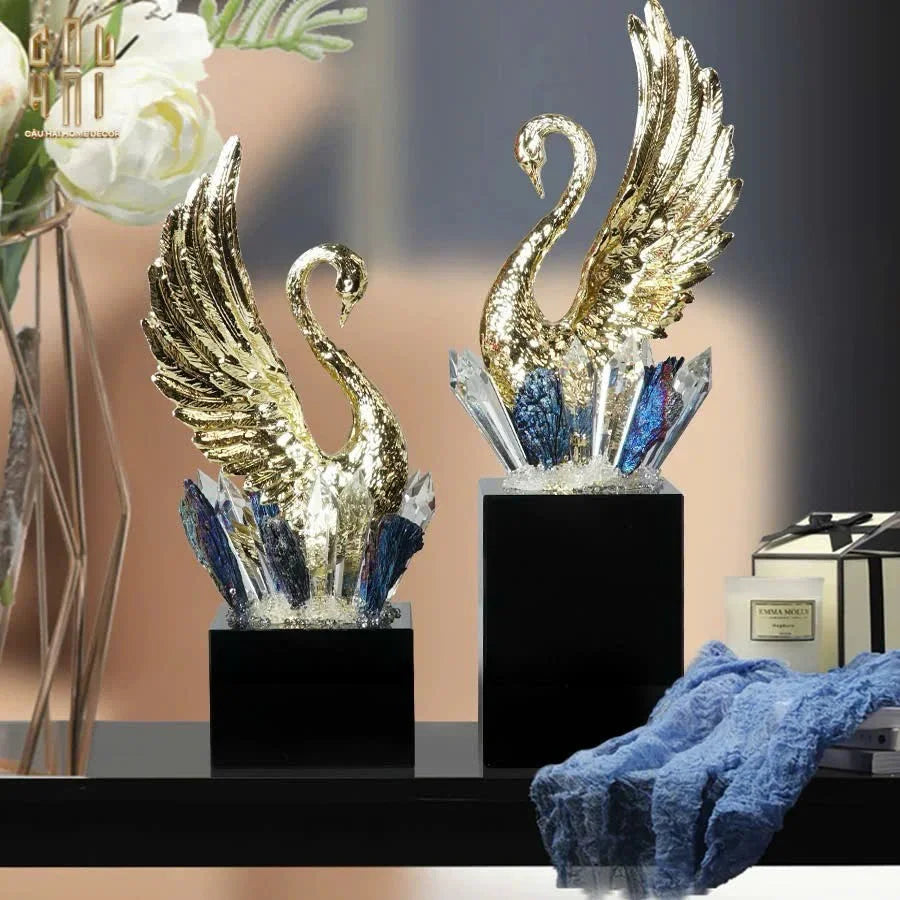 Maison Couture - Set 2 Tượng Thiên Nga Bằng Đồng Đính Pha Lê - Swan D’Amour Azure Cristalleries 15x25/28-CẬU HAI HOME DECOR