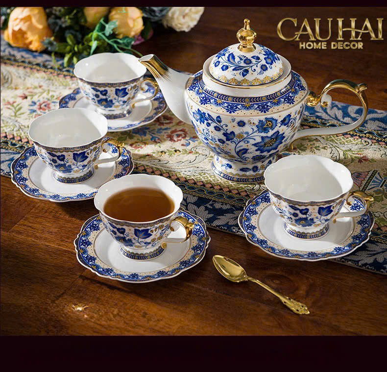 Maison Couture – Set Bình Trà Indochine Héritage Indigo Floral Porcelain 10Pcs - CẬU HAI HOME DECOR