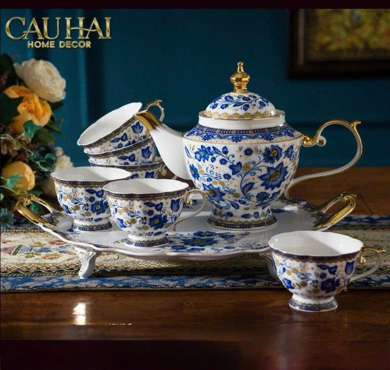 Maison Couture – Set Bình Trà Khay Sứ 6 Tách Indochine Héritage Indigo Blue Floral Porcelain 10Pcs-CẬU HAI HOME DECOR