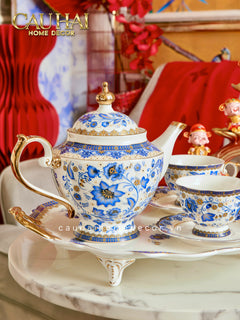 Maison Couture – Set Bình Trà Khay Sứ 6 Tách Indochine Héritage Indigo Blue Floral Porcelain 10Pcs-CẬU HAI HOME DECOR