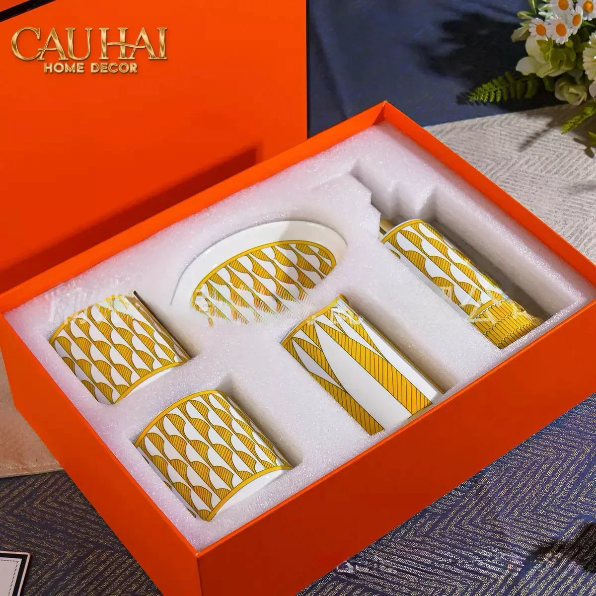 Maison Couture - Set Nhà Tắm 5 Món "Dây Cương Kỵ Sĩ H Class Tressé Harnais Équestre Bathroom Vanities-PHỤ KIỆN NHÀ TẮM-CẬU HAI HOME DECOR