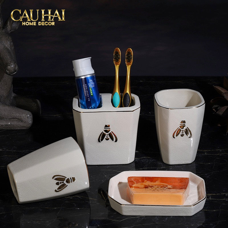 Maison Couture - Set Nhà Tắm Élégance Miel Doré – Golden Queen Bee 5Pcs - CẬU HAI HOME DECOR