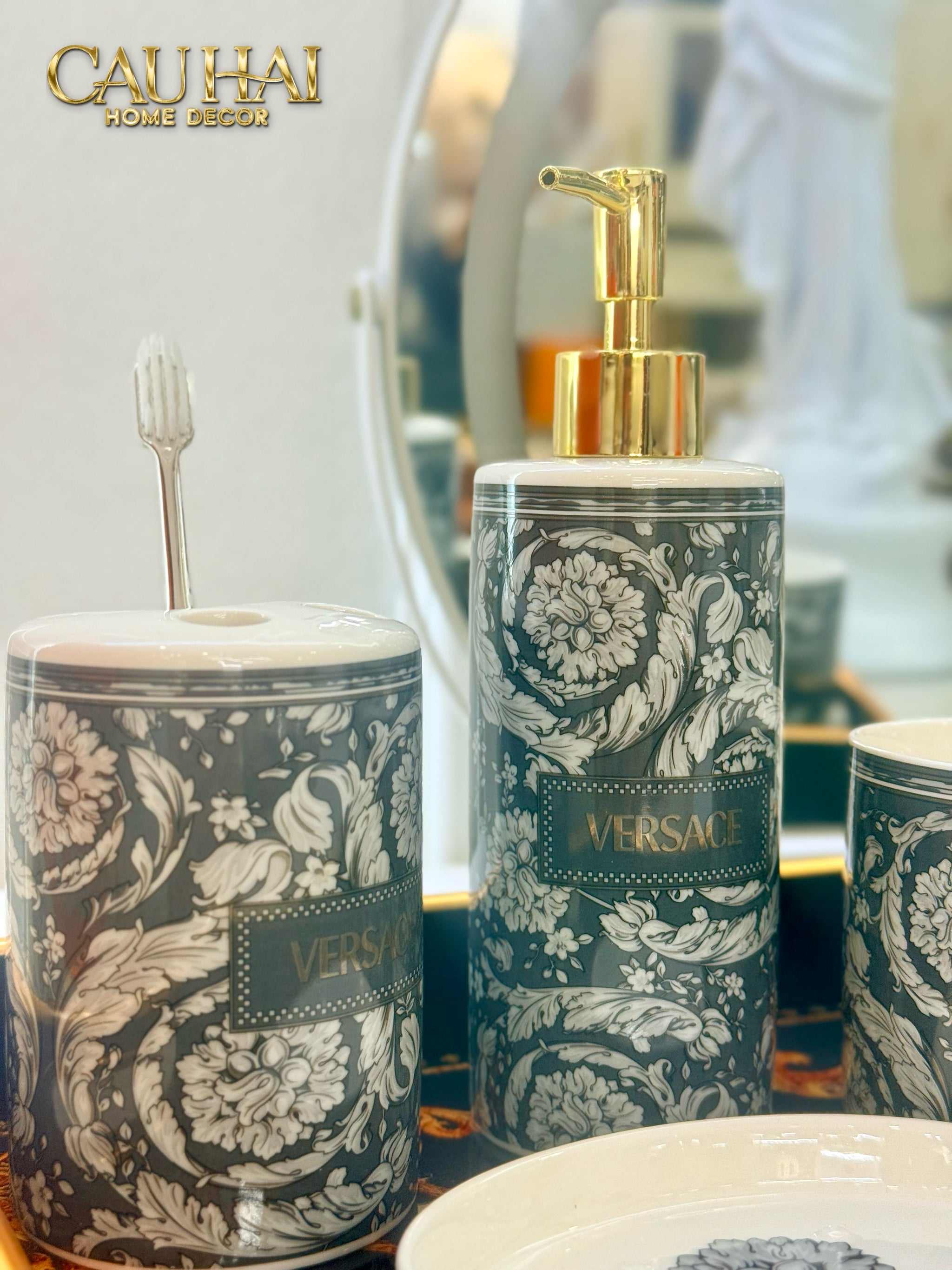 Maison Couture - Set Nhà Tắm V Class Medusa Graphiite Barocco Haze 5Pcs-CẬU HAI HOME DECOR
