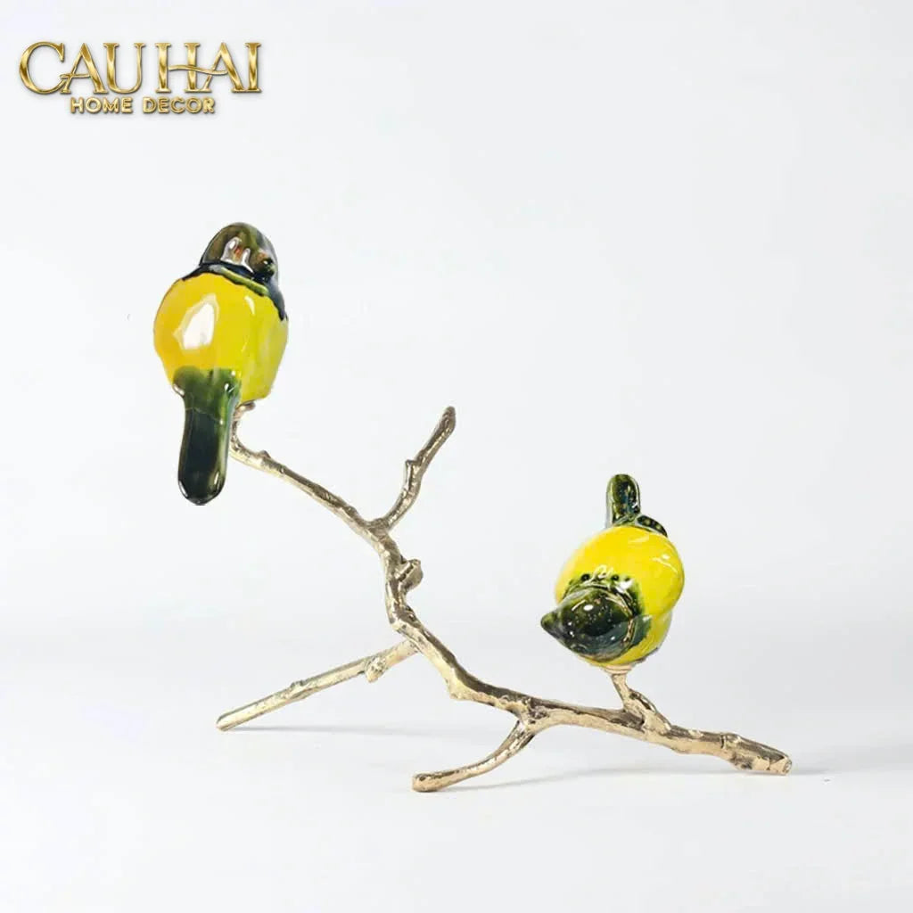 maison-couture-set-tuong-doi-chim-su-trang-men-imperial-oriole-duo-gilded-bird-of-dynasty-sculptural-tuong-trang-tri-cau-hai-home-decor-10 - CẬU HAI HOME DECOR