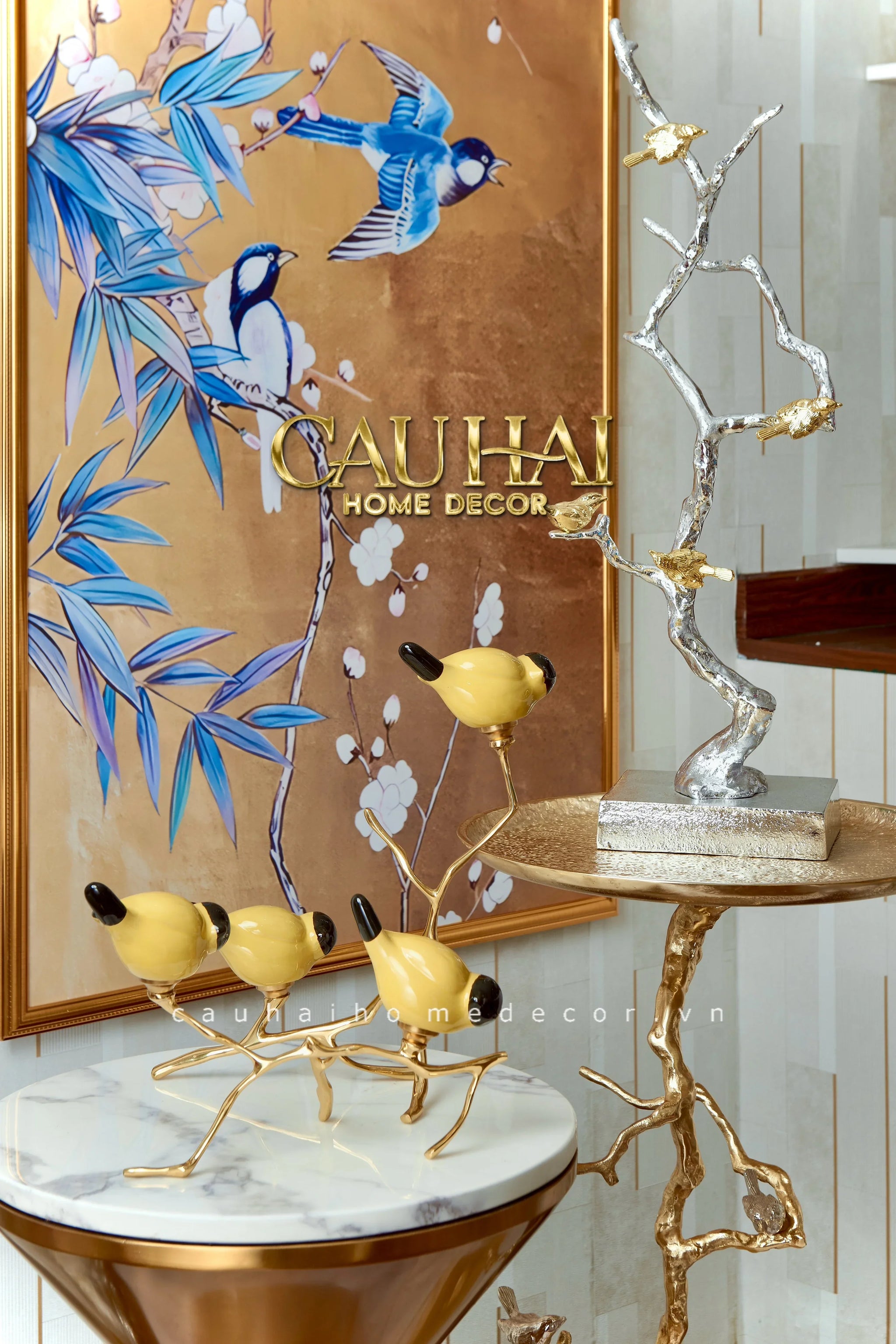 maison-couture-set-tuong-doi-chim-su-trang-men-imperial-oriole-duo-gilded-bird-of-dynasty-sculptural-tuong-trang-tri-cau-hai-home-decor-5 - CẬU HAI HOME DECOR