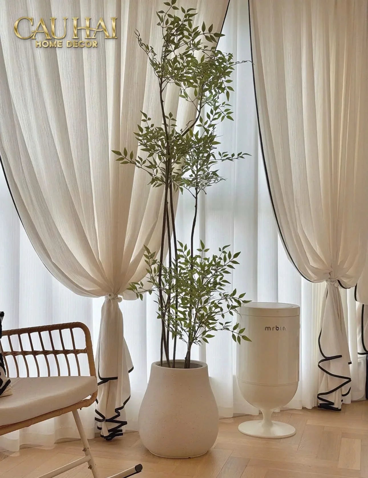 maison-couture-thung-rac-cam-bien-premium-blanc-coupe-de-mr-bin-20l-auto-lid-d32-h61-cau-hai-home-decor-23 - CẬU HAI HOME DECOR
