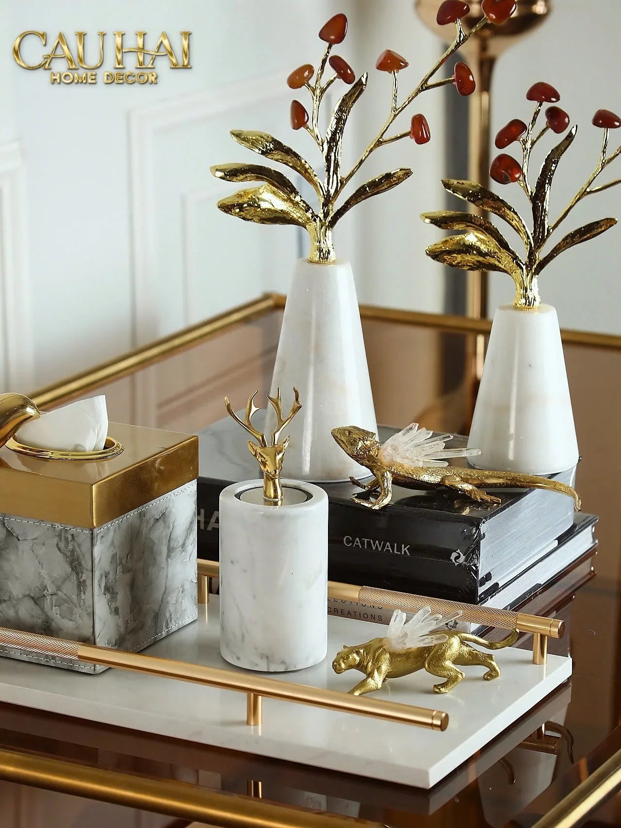 maison-couture-tuong-dong-tac-ke-celestial-crystal-brass-cau-hai-home-decor-2 - CẬU HAI HOME DECOR