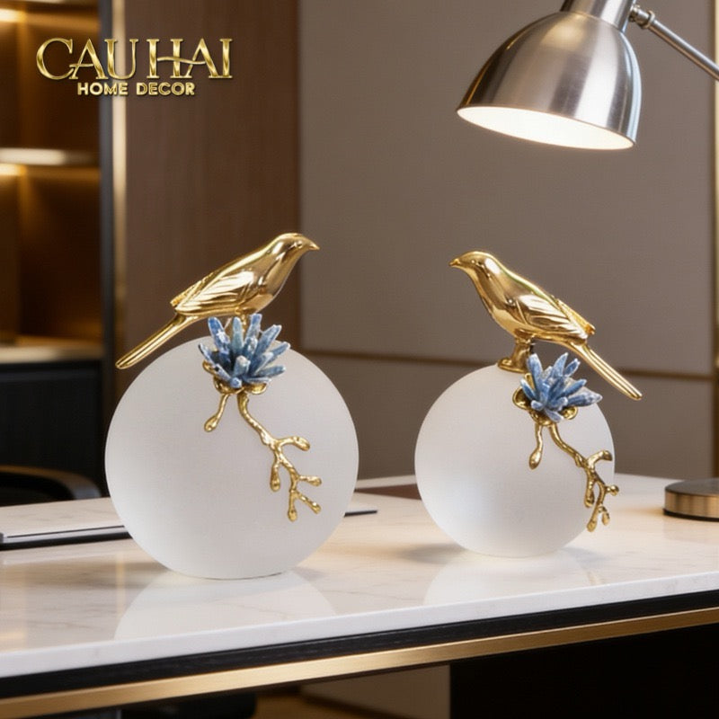 Maison Couture - Tượng Chim Bằng Đồng Quả Cầu Pha Lê Brasson Nightingale Cristalleries Orb 17x17x22-CẬU HAI HOME DECOR