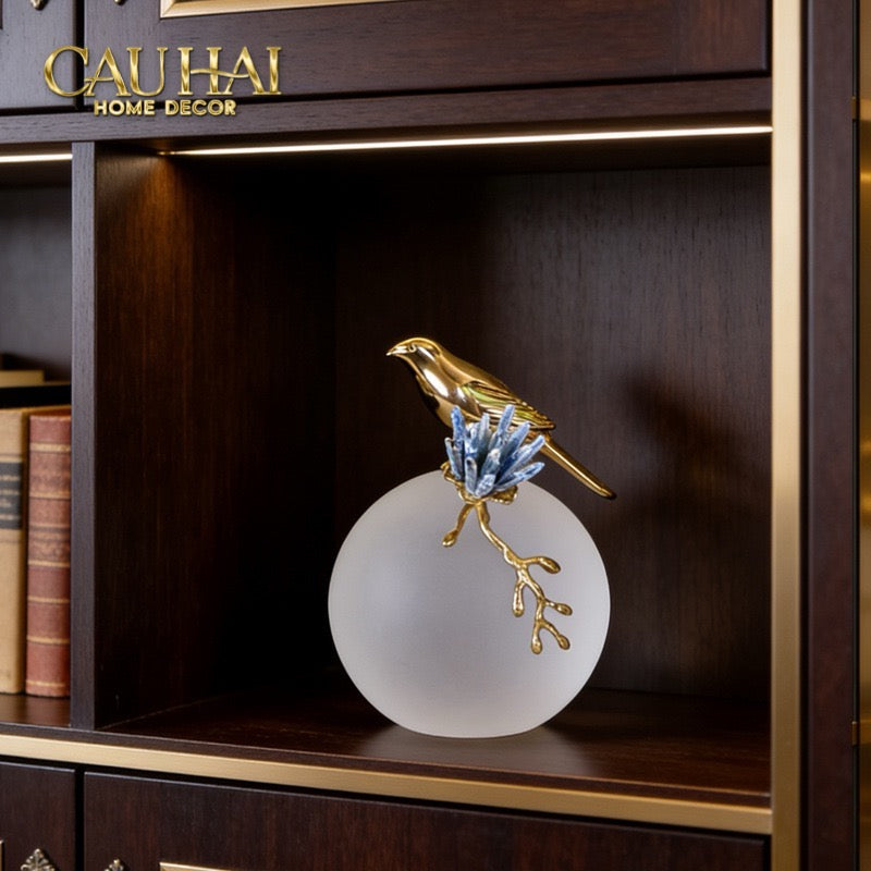 Maison Couture - Tượng Chim Bằng Đồng Quả Cầu Pha Lê Brasson Nightingale Cristalleries Orb 17x17x22-CẬU HAI HOME DECOR