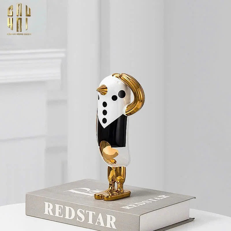 Maison Couture - Tượng Chim Cánh Cụt Gentle Penguin Tuxedo Bằng Sứ Tráng Men Cao Cấp H23x11-TƯỢNG TRANG TRÍ-CẬU HAI HOME DECOR