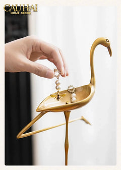 maison-couture-tuong-hong-hac-bang-dong-treo-khan-flamingo-healing-guardian-h38-tuong-trang-tri-cau-hai-home-decor-12 - CẬU HAI HOME DECOR