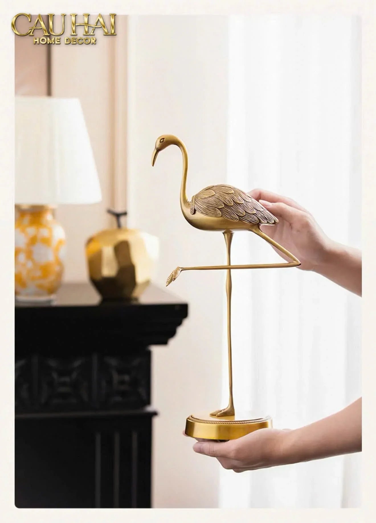 maison-couture-tuong-hong-hac-bang-dong-treo-khan-flamingo-healing-guardian-h38-tuong-trang-tri-cau-hai-home-decor-6 - CẬU HAI HOME DECOR