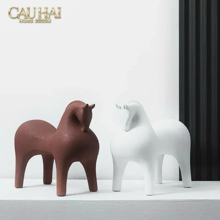 maison-couture-tuong-ngua-tang-horse-sienna-clay-artisanal-tuong-trang-tri-cau-hai-home-decor-11 - CẬU HAI HOME DECOR