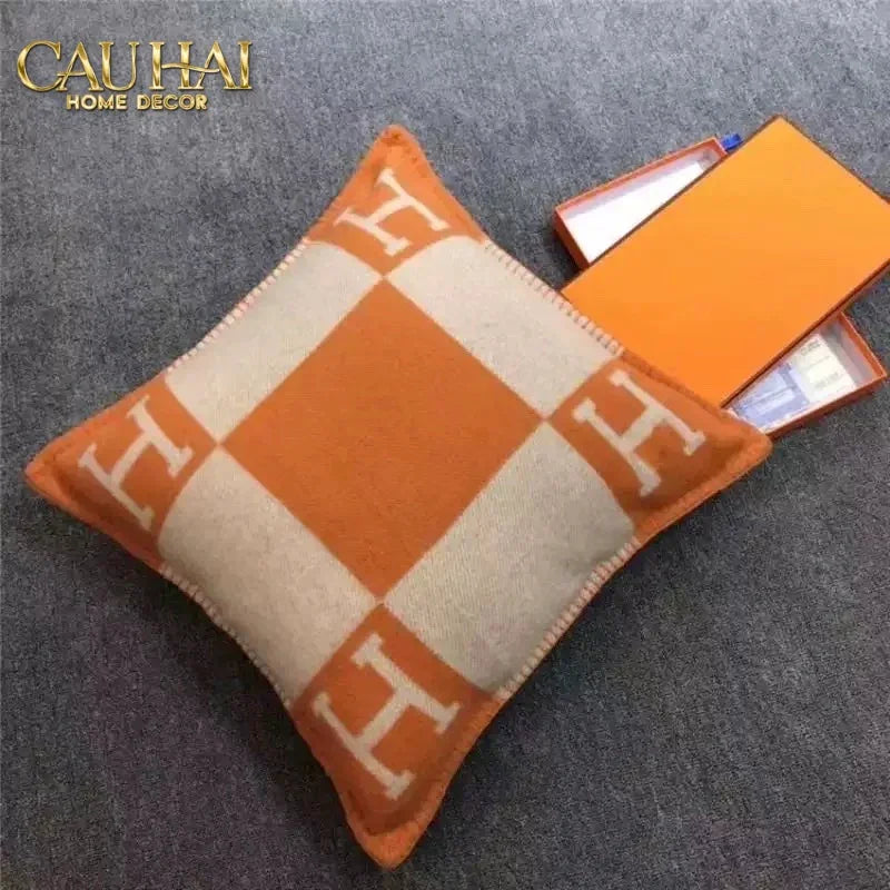Maison Couture - Vỏ Gối Len Merinos Cashmere Signature Carré H Class 45 - Taupe Orange H-VỎ GỐI-CẬU HAI HOME DECOR