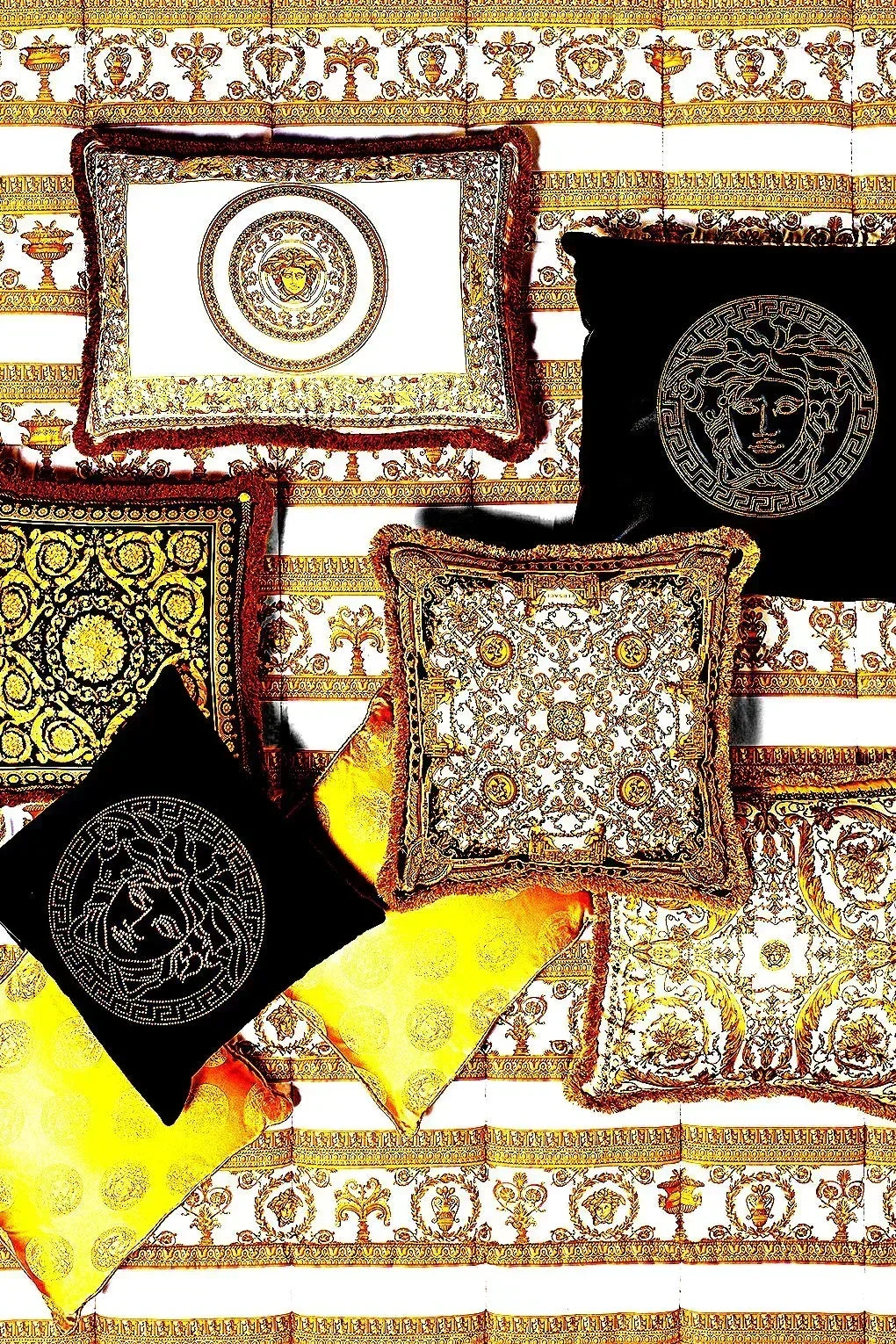 Maison Couture - Vỏ Gối Nhung Chenille Medusa V Class - Crete de Fleur - Vermilion Royale 45-VỎ GỐI-CẬU HAI HOME DECOR