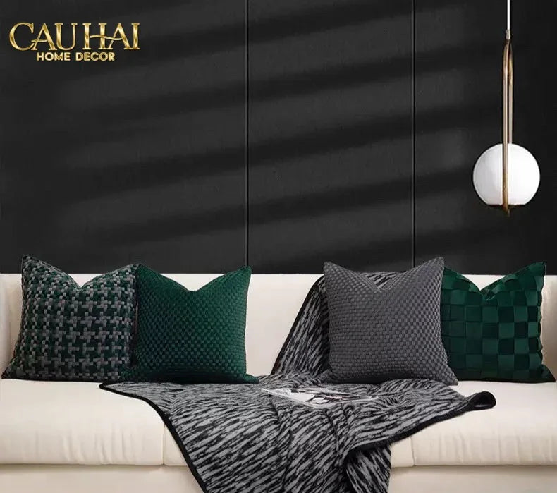 Maison Couture - Vỏ Gối Nhung Woven Mistletoe Holiday Velour 45-VỎ GỐI-CẬU HAI HOME DECOR