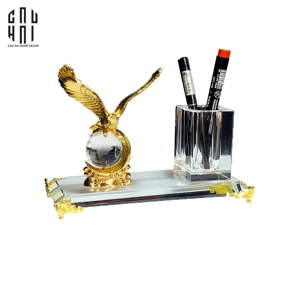 MAISON DE LUXE - ĐẾ BÚT EAGLE SS25-CẬU HAI HOME DECOR