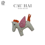 MÓC KHOÁ - CHARM ĐEO TÚI HELIOS CHARIOT - ĐÍNH ĐÁ ROSE-CẬU HAI HOME DECOR