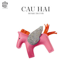 moc-khoa-charm-deo-tui-helios-chariot-pink-girls-cau-hai-home-decor - CẬU HAI HOME DECOR