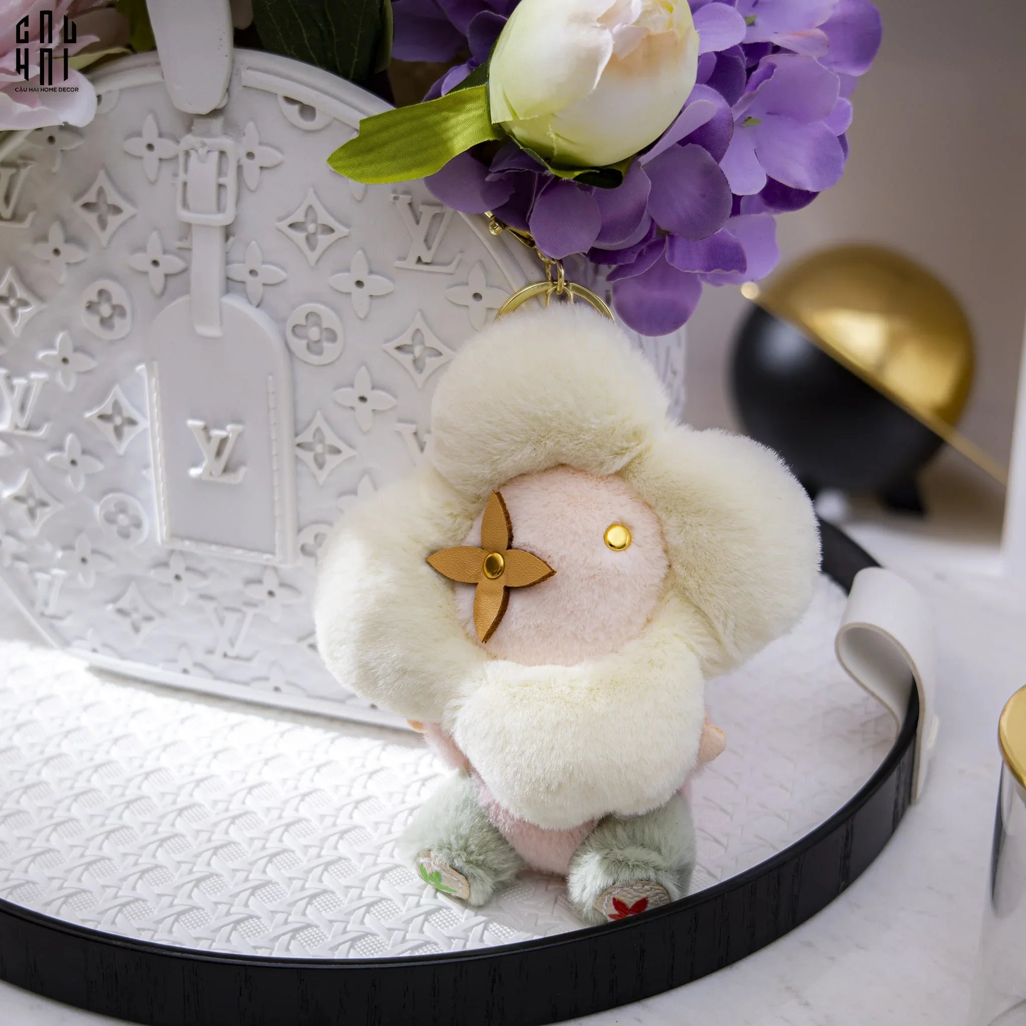 MÓC KHOÁ VIVIENNE-CẬU HAI HOME DECOR