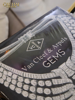 Sách Fashion Runway Van Cleef & Arpels Gems. 24.5x29.5x3.5-CẬU HAI HOME DECOR