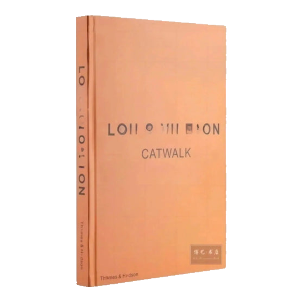 Sách Ảnh Louis Catwalk - Photo Book