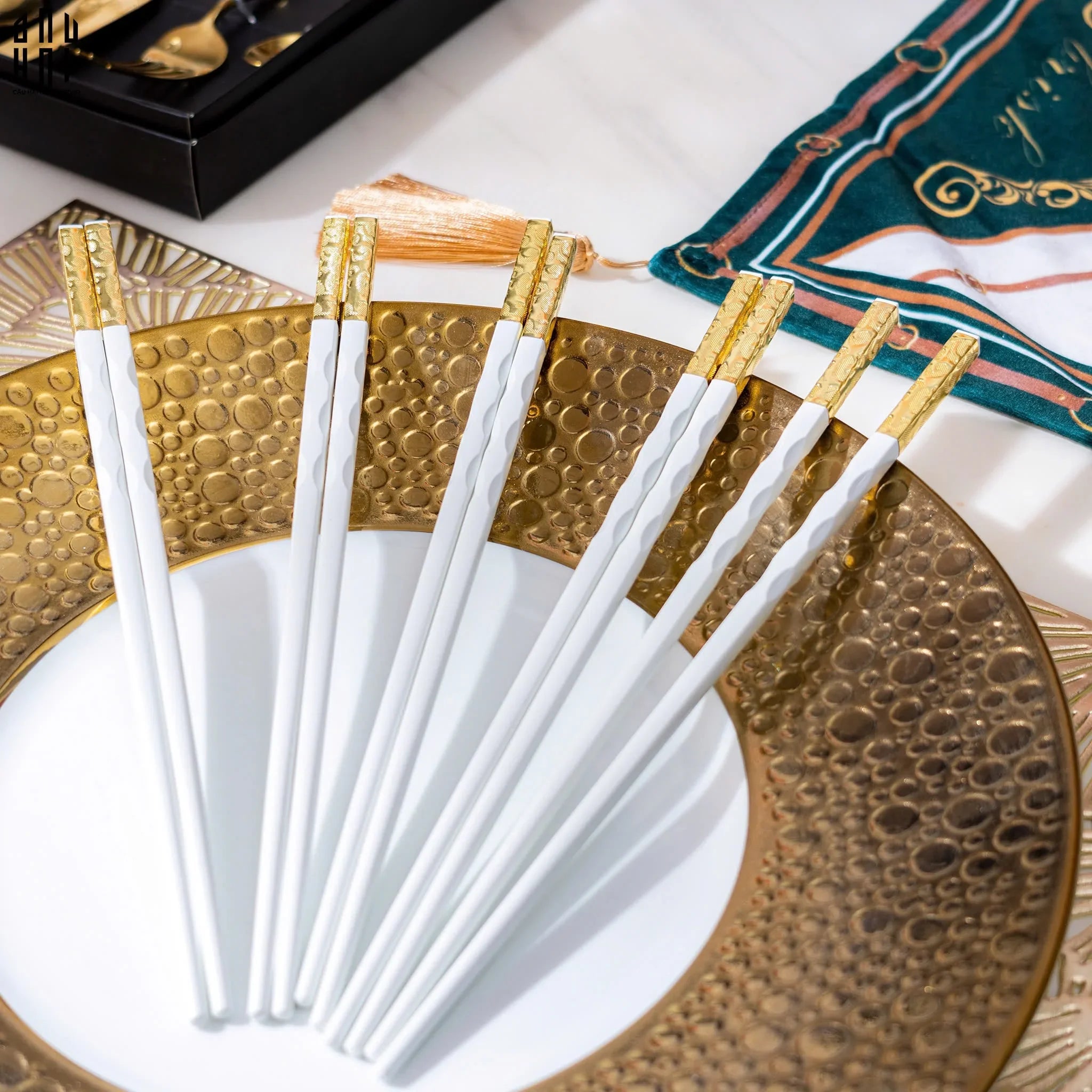 Set 10 Đôi Đũa Sợi Thuỷ Tinh - Amber White Chopsticks 27cm-Dinner Cutlery Set Dao Muỗng Nĩa-CẬU HAI HOME DECOR