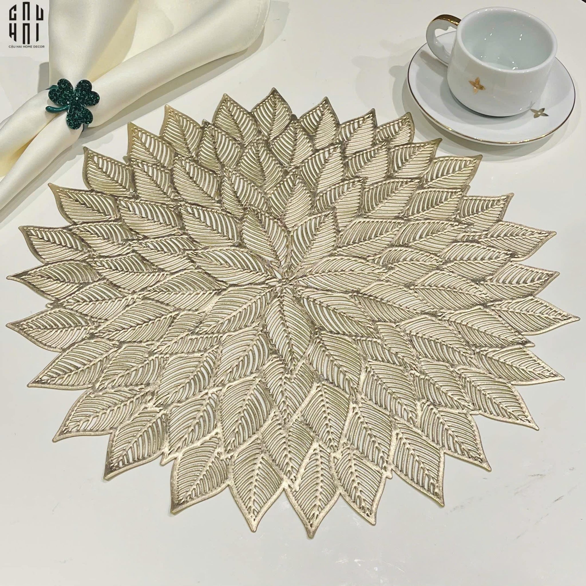 SET 2 TẤM LÓT BÀN ĂN - PLACEMAT REGAL PETALS-CẬU HAI HOME DECOR