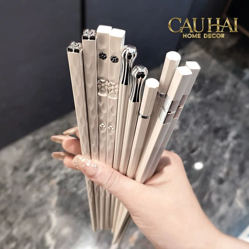 Set 5 Đôi Đũa Sợi Thuỷ Tinh Opal Platinum Monochrome PET Chopsticks 24cm-Dinner Cutlery Set Dao Muỗng Nĩa-CẬU HAI HOME DECOR