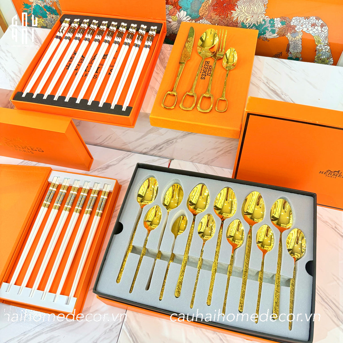 Set 6 Đôi Đũa Sứ Fleur de Monogram New Year Eve Couture Ceramic Chopsticks Set-Dinner Cutlery Set Dao Muỗng Nĩa-Đối tác tại Trung Quốc theo từng đơn đặt hàng-CẬU HAI HOME DECOR