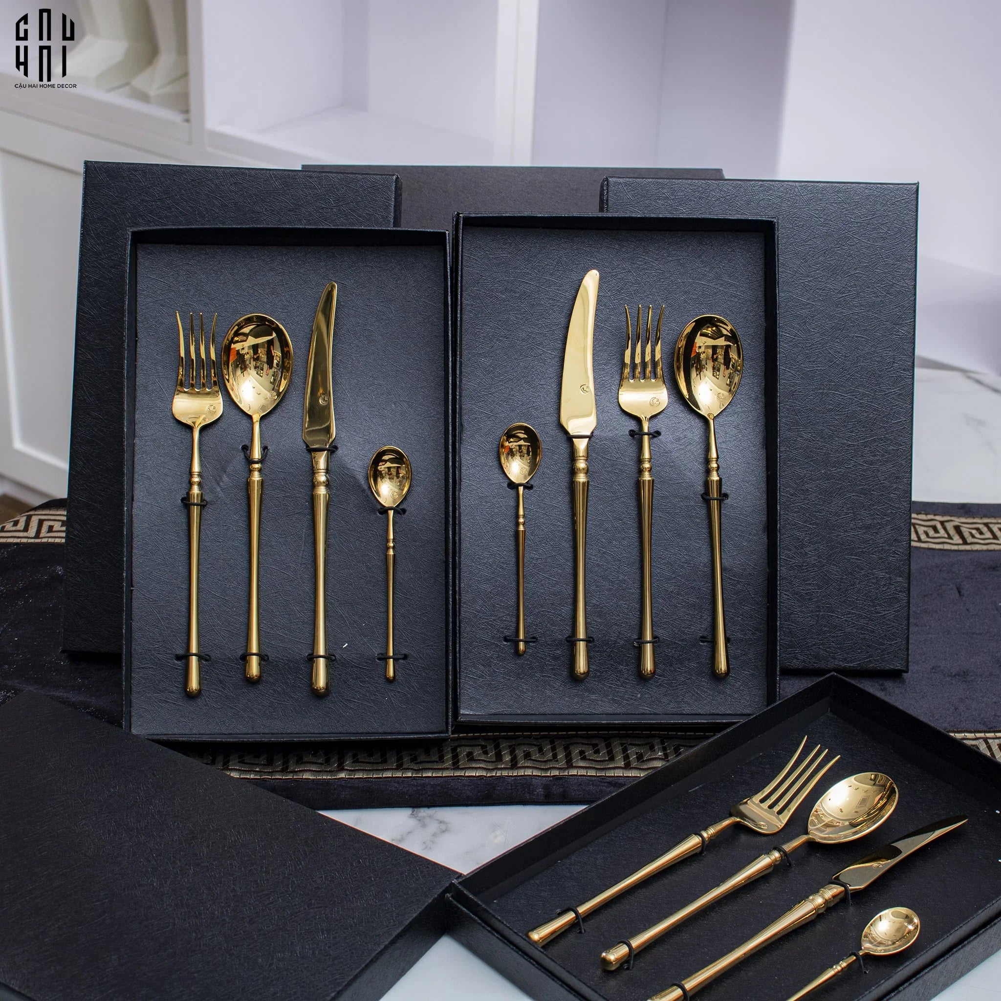 set-dao-nia-4-mon-timeless-haute-glamour-trident-shining-golden-premium-cutlery-4pcs-cau-hai-home-decor-11 - CẬU HAI HOME DECOR