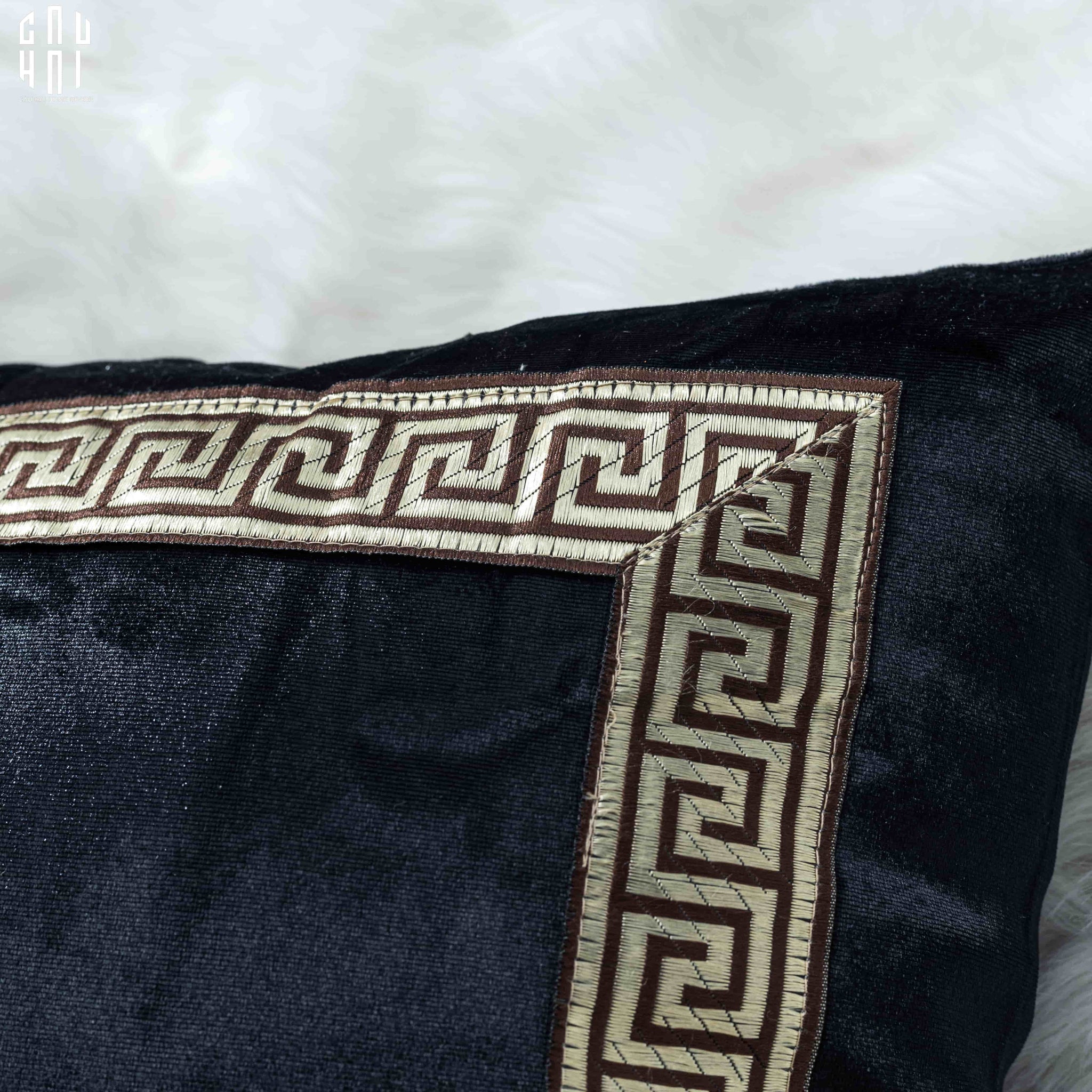 SET GỐI CROCHET - NOIR-CẬU HAI HOME DECOR