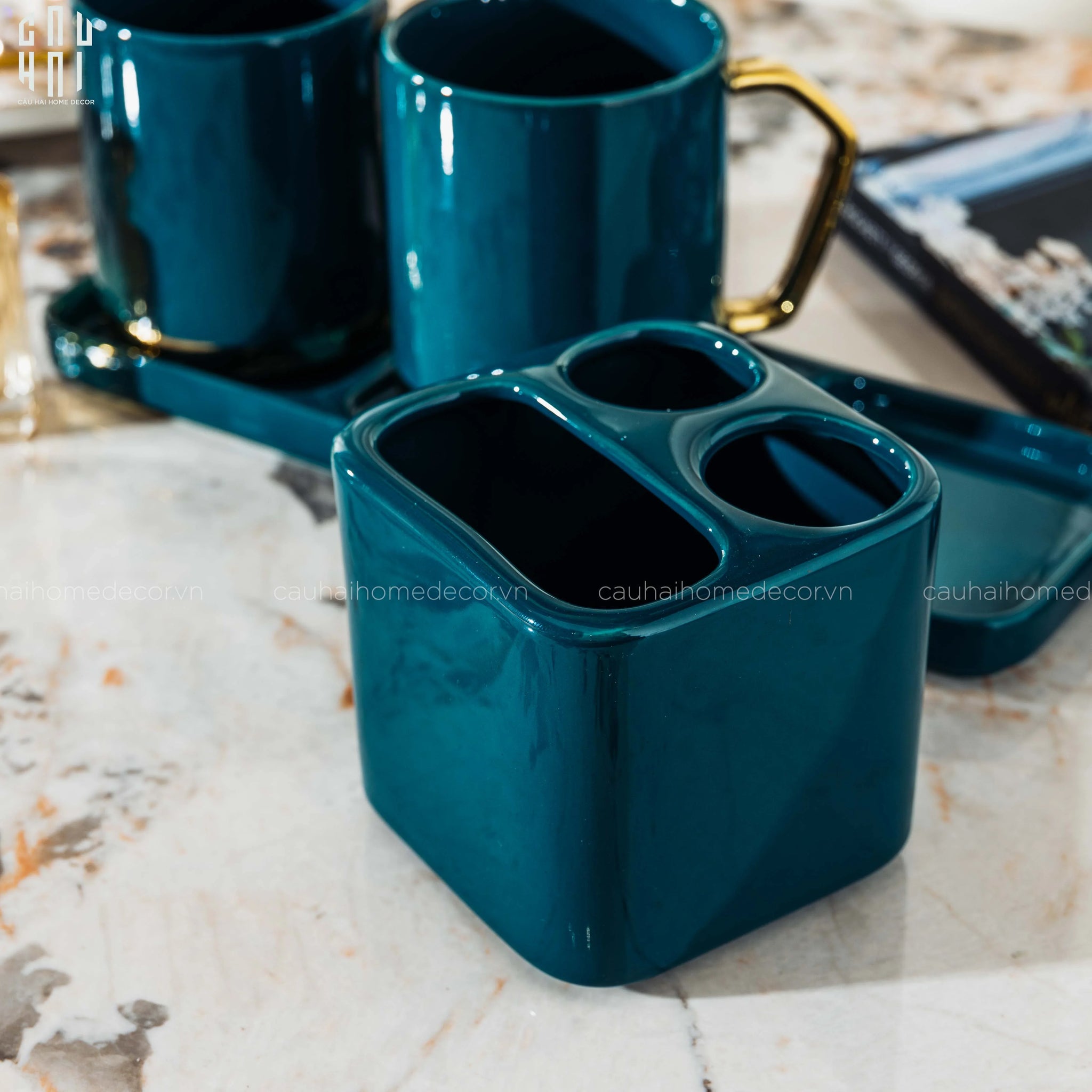 SET NHÀ TẮM EMERALD PREMIUM 4PCS SS22