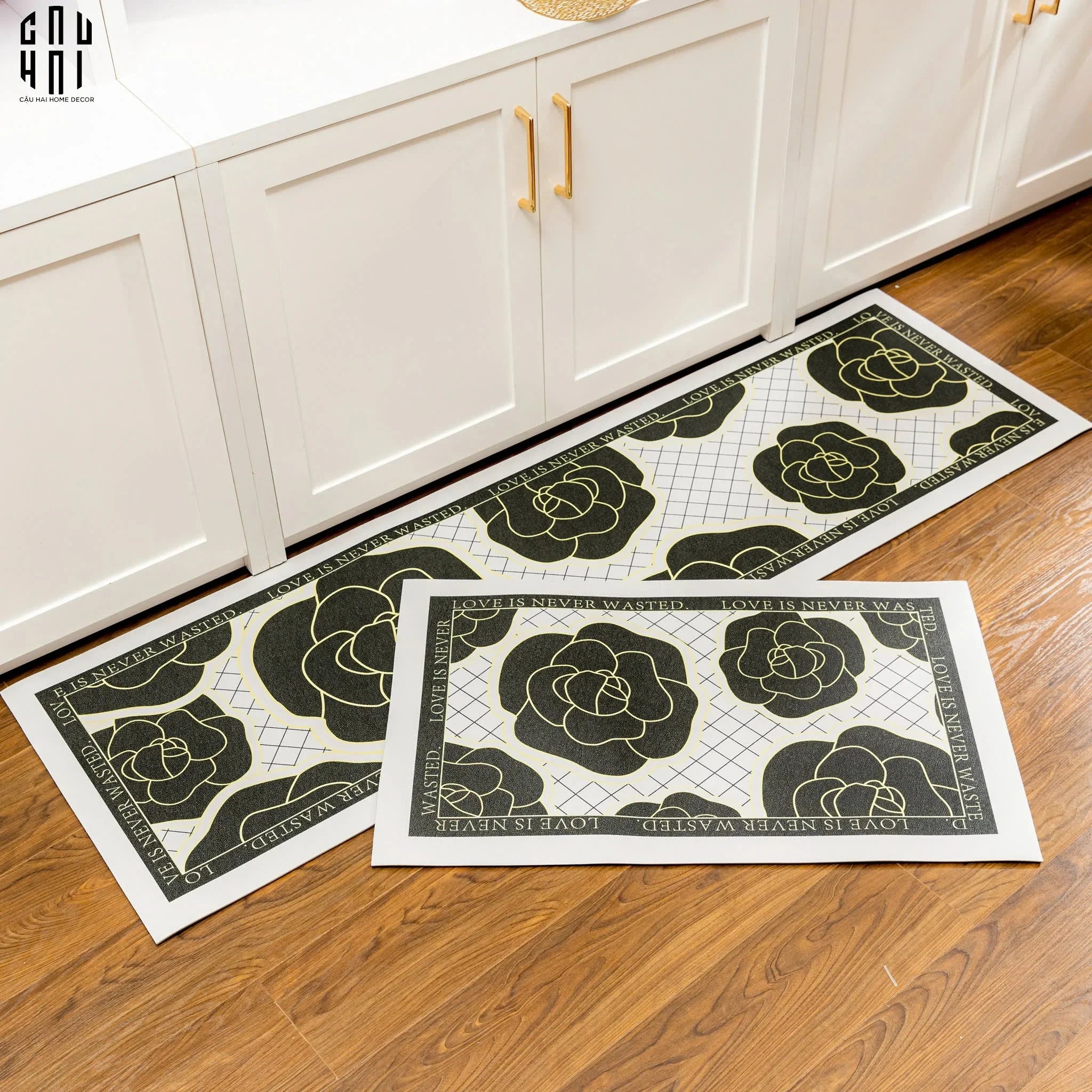 SET THẢM DA 1M5 BLACK ROSES SPELL IN BLOOM-CẬU HAI HOME DECOR