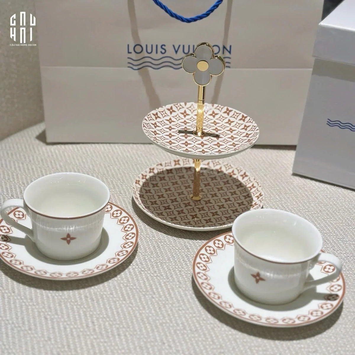 Set Trà Chiều Anh Quốc Louis.V Ss2025 - "Art De Vivre" - Full Box-SET BÌNH TRÀ-CẬU HAI HOME DECOR