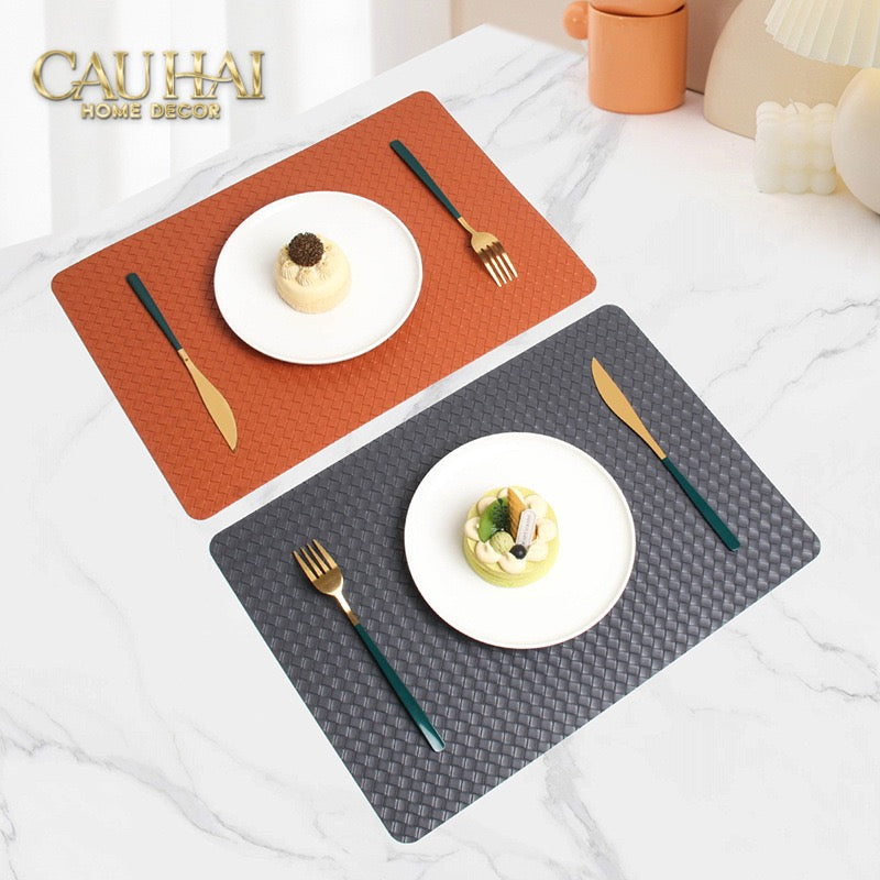 Tấm Lót Bàn Ăn Da Đan Bản Màu Cam - Rouge Matte Intrecciato Leather Placemat 30x43 - Đỏ Mận-CẬU HAI HOME DECOR