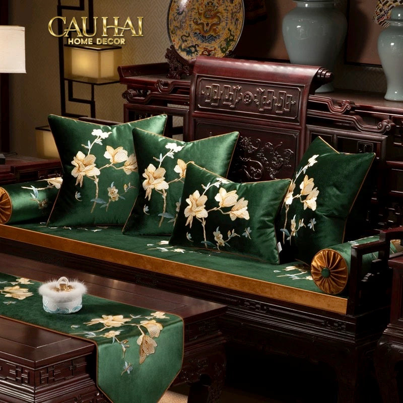 Tết Couture - Bộ Vỏ Gối Nhung Thêu Mộc Lan Ngự Hoa - CẬU HAI HOME DECOR