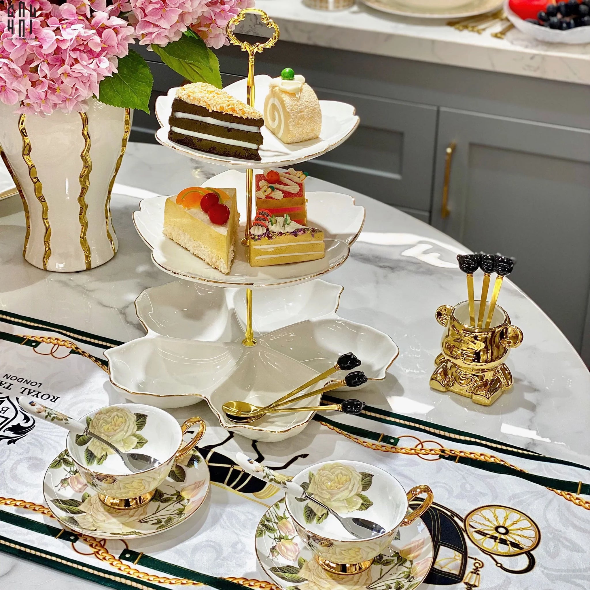 Tết Couture - Đĩa Bánh 3 Tầng Jasmine Étagère Trois Niveaux-SET CHÉN DĨA-CẬU HAI HOME DECOR