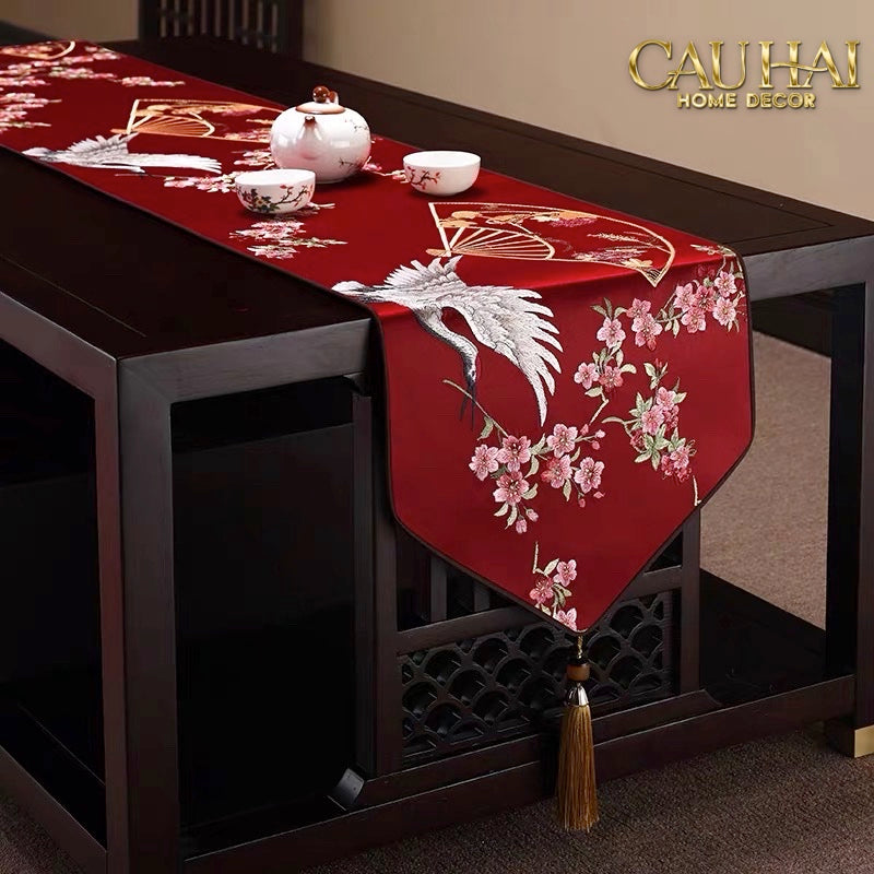 Tết Couture - Khăn Trải Bàn Lụa Thêu Hỷ Hạc Vũ 2m1x33 - CẬU HAI HOME DECOR